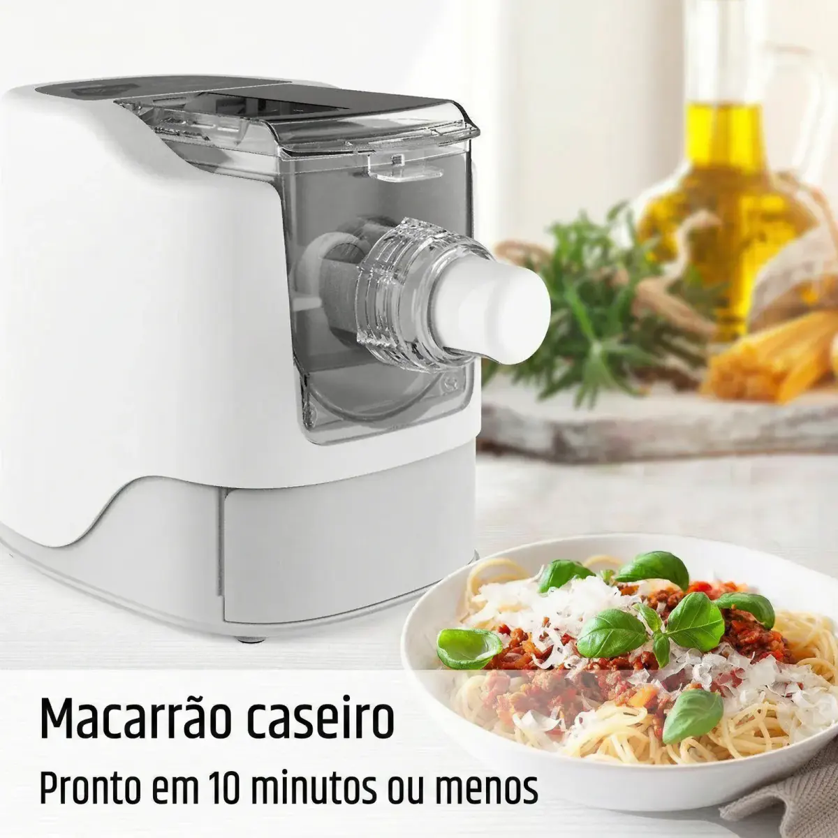 Máquina de massa automática extrusando macarrão